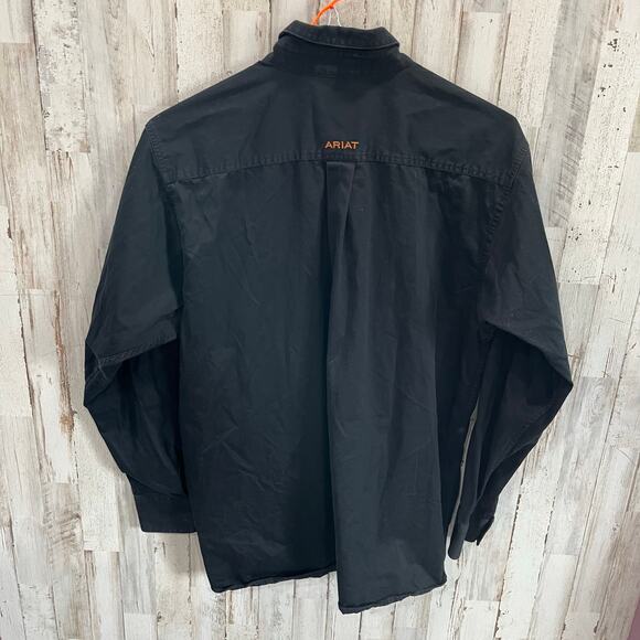 Ariat Black Solid Wrinkle Free Button Up Shirt Mens Medium Rodeo Cowboy Western - Picture 5 of 7